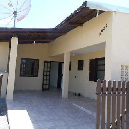 Casa Na Praia - Uma Quadra Do Mar Itapoa  Exterior foto